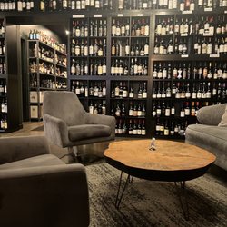 Blacksburg Wine Lab - So many cute picture perfect spots
