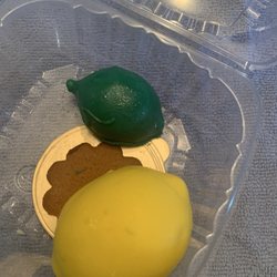 Chocolate Gallery - Mango and lime cream