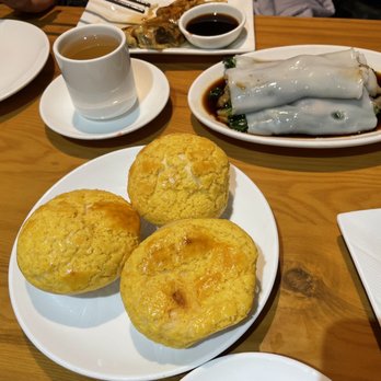 MingHin Cuisine - Baked Creamy Egg Yolk Bun - Dim Sum Near Me - Chicago, Illinois MingHin Cuisine - Baked Creamy Egg Yolk Bun - Dim Sum Near Me - Chicago, Illinois