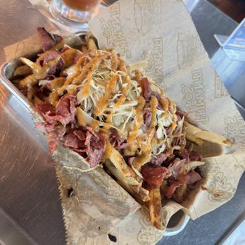 Primanti Bros. Restaurant and Bar - Loaded Reuben Fries - Sports Bars Near Me - York, Pennsylvania Primanti Bros. Restaurant and Bar - Loaded Reuben Fries - Sports Bars Near Me - York, Pennsylvania