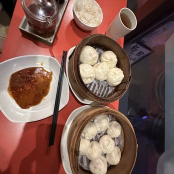 Happy Noodle House - Pork buns, xiao long bao - Dim Sum Near Me - Vancouver, British Columbia