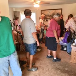 Pennies In Your Pocket - Lots of shoppers!
