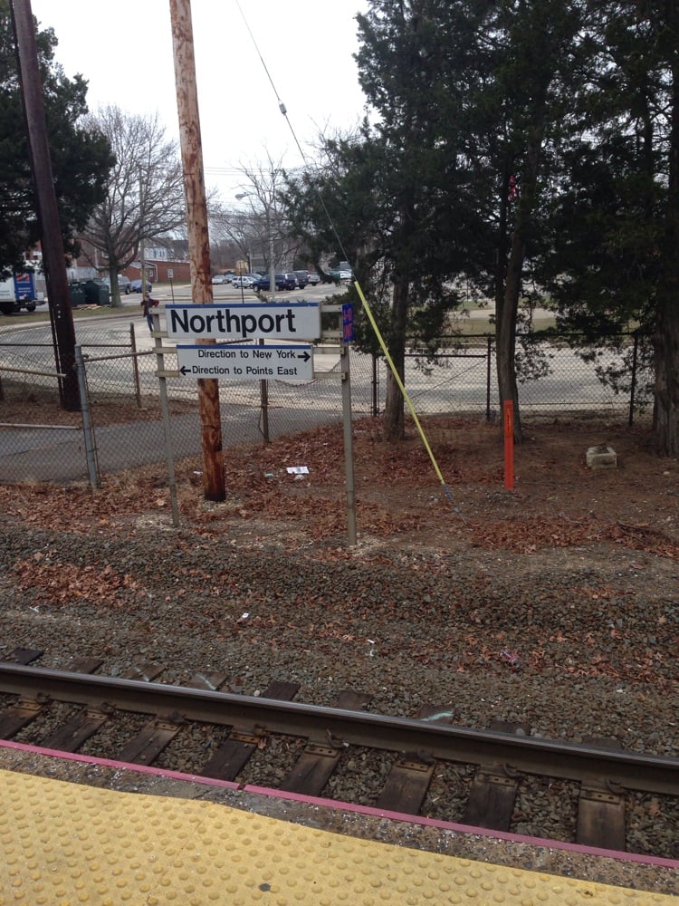 NORTHPORT LIRR STATION Updated July 2024 10TH Ave, East Northport