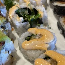 Tapa Sushi Japanese Cuisine - Montac Roll
