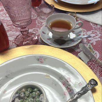 La Tea Da-A Tea Room - Epic gluten free peanut butter salad - Tea Rooms Near Me - Post Falls, Idaho La Tea Da-A Tea Room - Epic gluten free peanut butter salad - Tea Rooms Near Me - Post Falls, Idaho