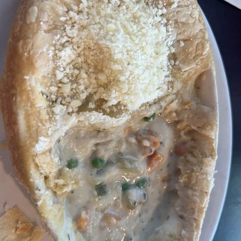 Fitzpatrick's Tavern - Chicken Pot pie - Beer, Wine & Spirits Near Me - Solvang, California