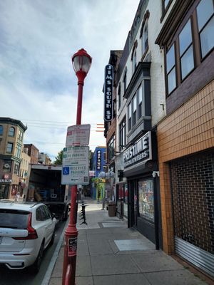 Jim's South St. by null