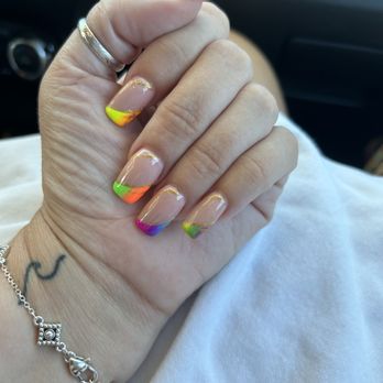 Safety Nails and Spa - Nail Salons Near Me - Elk Grove, California