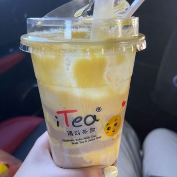 i-Tea - CRÈME BRÛLÉE BOBA!! - Desserts Near Me - Oakland, California