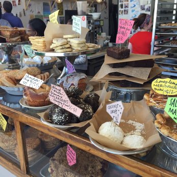 Sister Pie - Such a happy sunny bakery counter - Desserts Near Me - Detroit, Michigan Sister Pie - Such a happy sunny bakery counter - Desserts Near Me - Detroit, Michigan