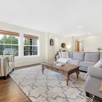 Gallagher Real Estate Group -- Snohomish County Realtor - Comfy home in Snohomish, WA - Real Estate Agents Near Me - Snohomish, Washington Gallagher Real Estate Group -- Snohomish County Realtor - Comfy home in Snohomish, WA - Real Estate Agents Near Me - Snohomish, Washington