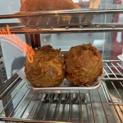 Empanadas Latin Street Food - Empanadilla / Pasteles Papa rellena