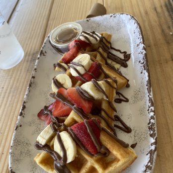 Pop Over Eatery - Emma T Waffle - Breakfast & Brunch Near Me - Simsbury, Connecticut Pop Over Eatery - Emma T Waffle - Breakfast & Brunch Near Me - Simsbury, Connecticut