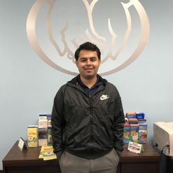 Allstate Insurance: Debbie Vazzana - Alfredo Solano, has worked at Vazzana Dooley since 2011.