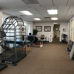 California Hand and Physical Therapy - Oxnard - Gym area