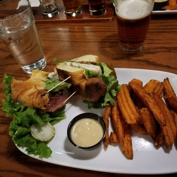 Rockslide Brew Pub - Brewpubs Near Me - Grand Junction, Colorado