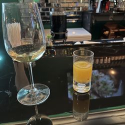 Space Bistro - White wine and passion fruit sake
