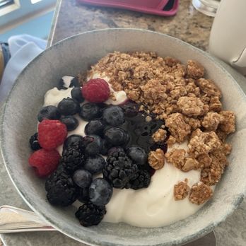 Seabreeze Cafe - Granola parfait - Cafes Near Me - Las Vegas, Nevada Seabreeze Cafe - Granola parfait - Cafes Near Me - Las Vegas, Nevada
