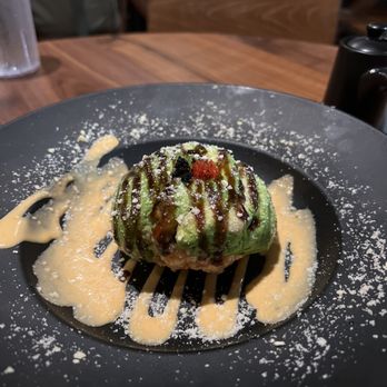 Kan Sushi - Sushi Bars Near Me - Honolulu, Hawaii
