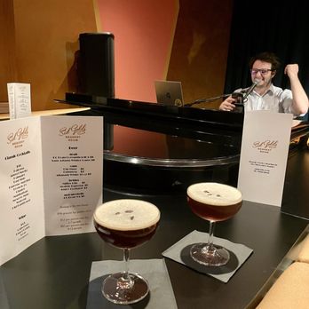 Sid Gold's Request Room - Piano Bars Near Me - Washington, DC, District of Columbia