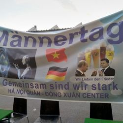Dong Xuan - Männertag