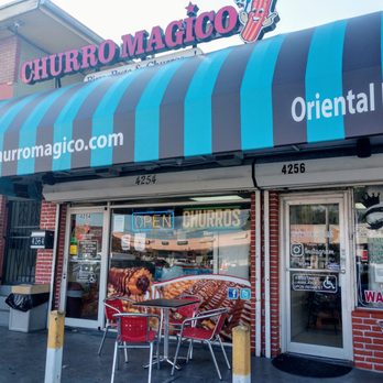 Churro Magico - The outside - Desserts Near Me - Hialeah, Florida