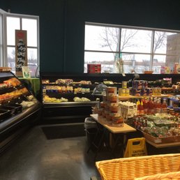 Produce, baked goods Produce, baked goods