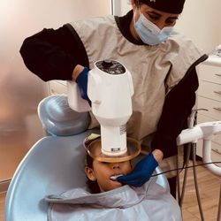 Dra Sandra Borquez - Contamos con Rx portatil para la comodidad de nuestros pacientes