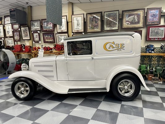 Tallahassee Automobile Museum by null