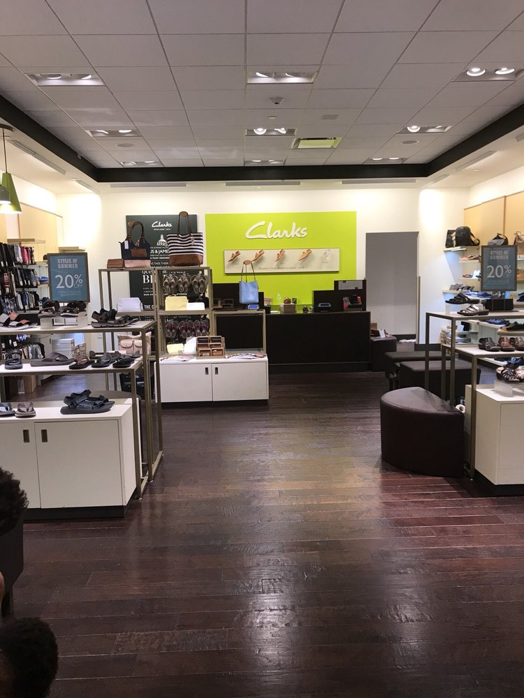 clarks galleria