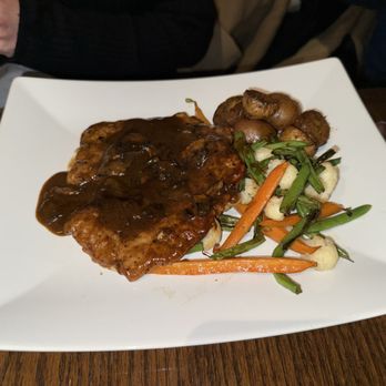SORSI  E  MORSI - Scaloppina Al Marsala - Italian Near Me - ETOBICOKE, Ontario