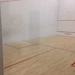 Riverbend Athletic Club - Squash courts