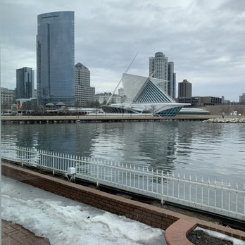Harbor House - View from window - Seafood Near Me - Milwaukee, Wisconsin Harbor House - View from window - Seafood Near Me - Milwaukee, Wisconsin