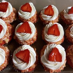 Sherri's Cupcake Shack - STRAWBERRY CRUNCH