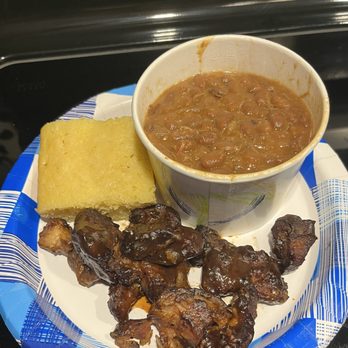 Triple S Craft BBQ - Burnt ends, beans and corn bread! Yum! - Barbeque Near Me - Seekonk, Massachusetts Triple S Craft BBQ - Burnt ends, beans and corn bread! Yum! - Barbeque Near Me - Seekonk, Massachusetts