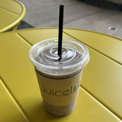 JuiceWell - Blueberry Bliss Smoothie