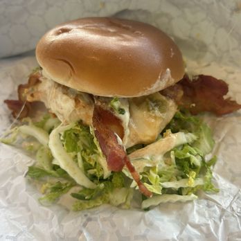 Daddy's Chicken Shack - 303 Daddy Sandwich (Featuring Santiago's Green Chili) - Chicken Shop Near Me - Littleton, Colorado