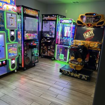 Fat Burger - Game area - Burgers Near Me - Rancho Cordova, California Fat Burger - Game area - Burgers Near Me - Rancho Cordova, California