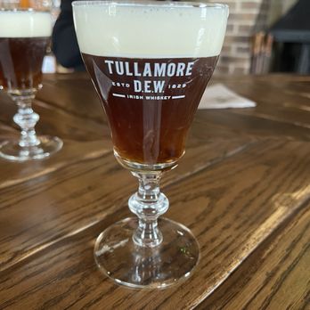 Tullamore D.E.W Visitor Centre - Irish coffee - Gastropubs Near Me - Tullamore, OY