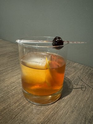 St. Amand Kitchen & Cocktails by null