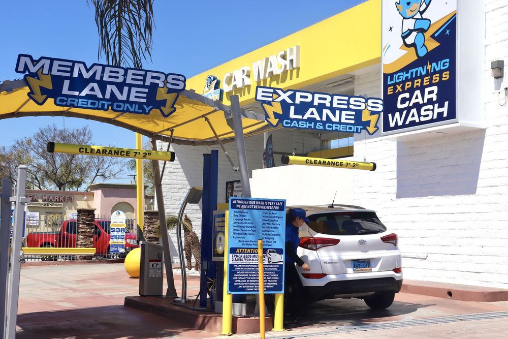 LIGHTNING EXPRESS CAR WASH BELL GARDENS Updated September 2024 88