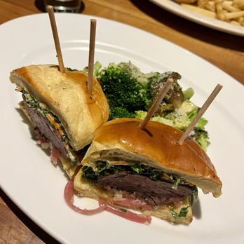 Doc B's Restaurant + Bar - West Coast Steak Sandwich - New American Near Me - Chicago, Illinois
