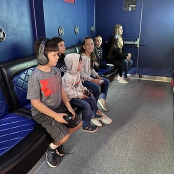 Curbgames - Videos & Video Game Rental Near Me