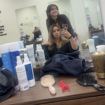 Hair Cuttery Color & Haircuts - South Elgin - Hair Stylists Near Me - South Elgin, Illinois