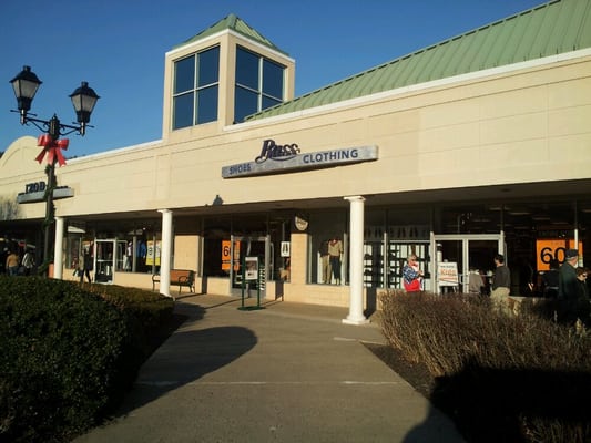 nike outlet in the crossings