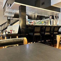 Paul's Omelettery Restaurant