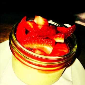 La Carnita - Tres Leche Cake with strawberries - Mexican Near Me - Toronto, Ontario La Carnita - Tres Leche Cake with strawberries - Mexican Near Me - Toronto, Ontario
