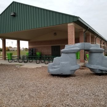 Red Oaks County Park - 2020-10-11 Red Oaks Playground. Madison Heights, MI. Rock step and pavilion (background). - Parks Near Me - Madison Heights, Michigan Red Oaks County Park - 2020-10-11 Red Oaks Playground. Madison Heights, MI. Rock step and pavilion (background). - Parks Near Me - Madison Heights, Michigan