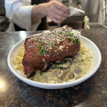 Lito's Pasteria - Baby Back Rib Alfredo Special - Italian Near Me - Klamath Falls, Oregon Lito's Pasteria - Baby Back Rib Alfredo Special - Italian Near Me - Klamath Falls, Oregon