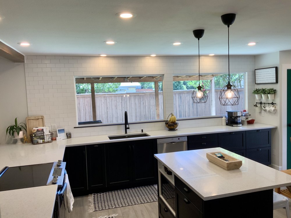 HILTONS FLOORING Updated August 2024 43 Photos 2800 W Division St